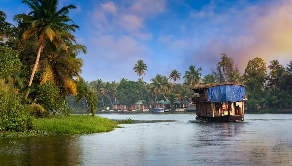 Kerala Tour Package (Backwaters)